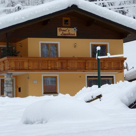Vronis Landhaus Apartments Hüttau Exterior foto